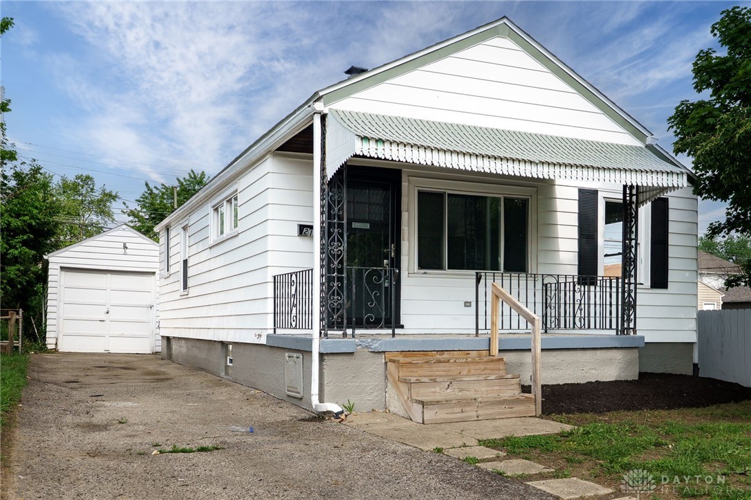 2121 S Smithville Road