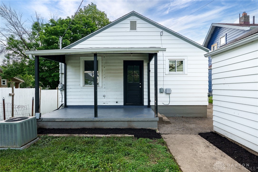 2121 S Smithville Road