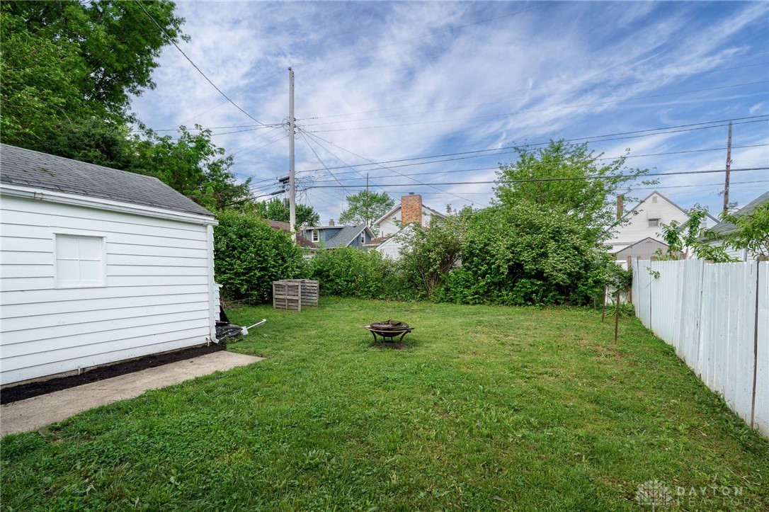 2121 S Smithville Road