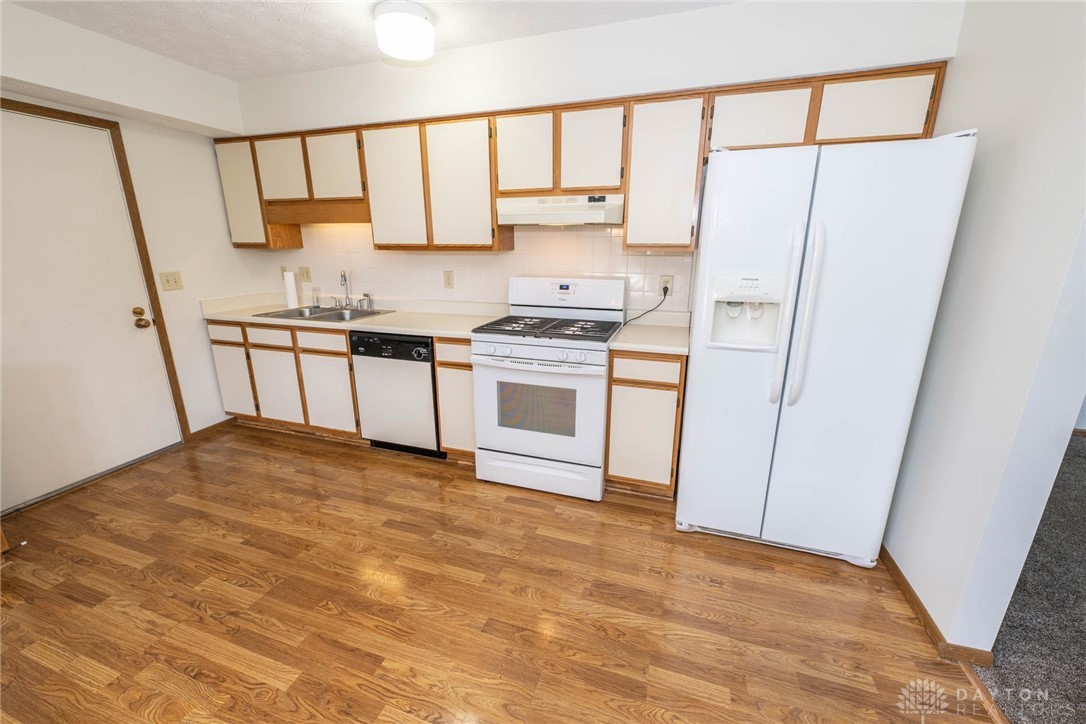 6820 Willow Creek Drive