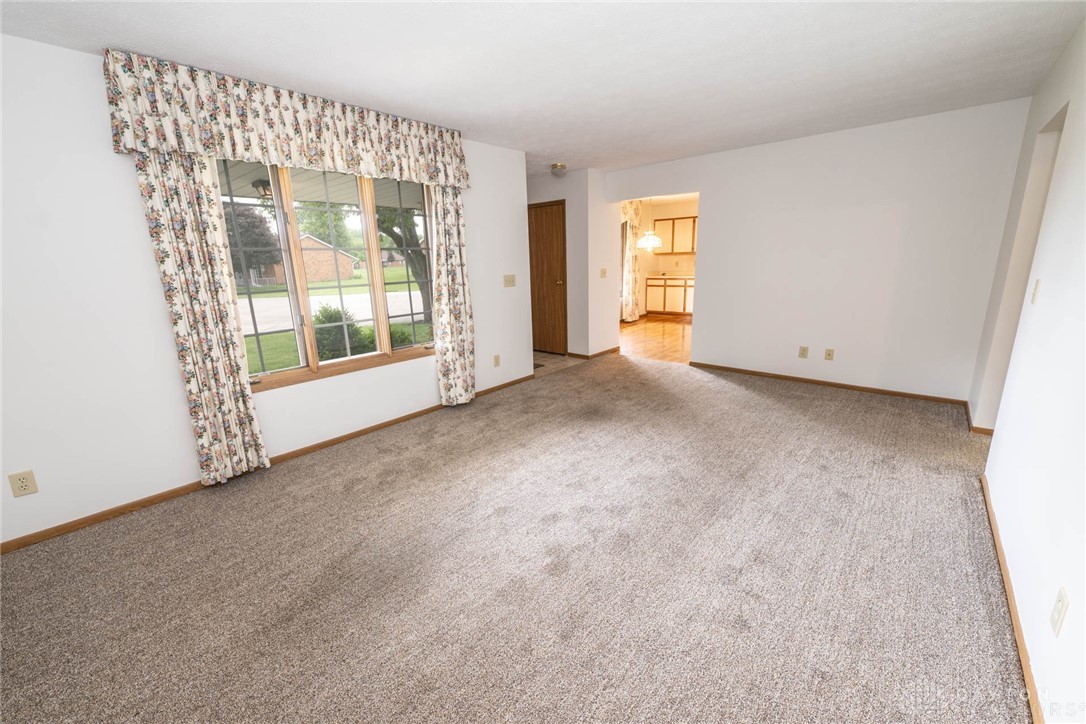 6820 Willow Creek Drive