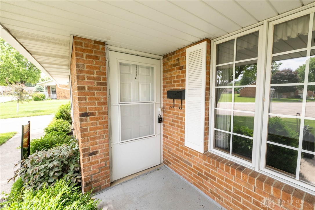 6820 Willow Creek Drive