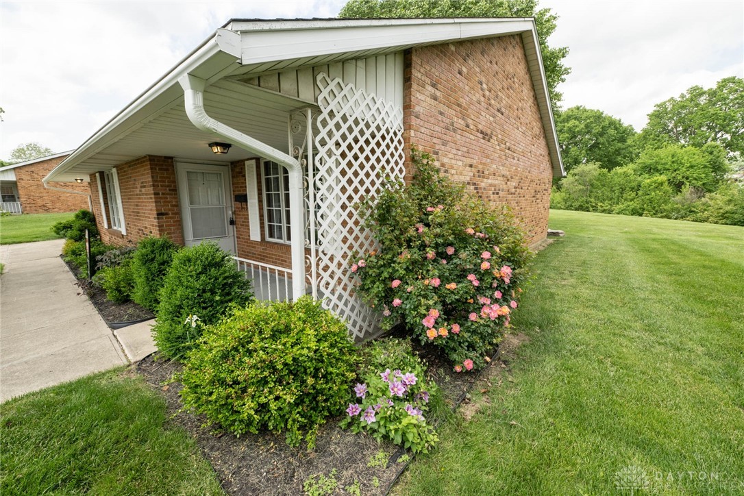 6820 Willow Creek Drive