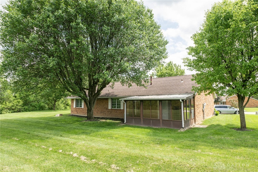 6820 Willow Creek Drive