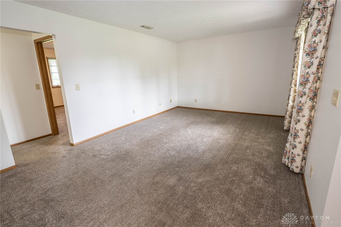 6820 Willow Creek Drive