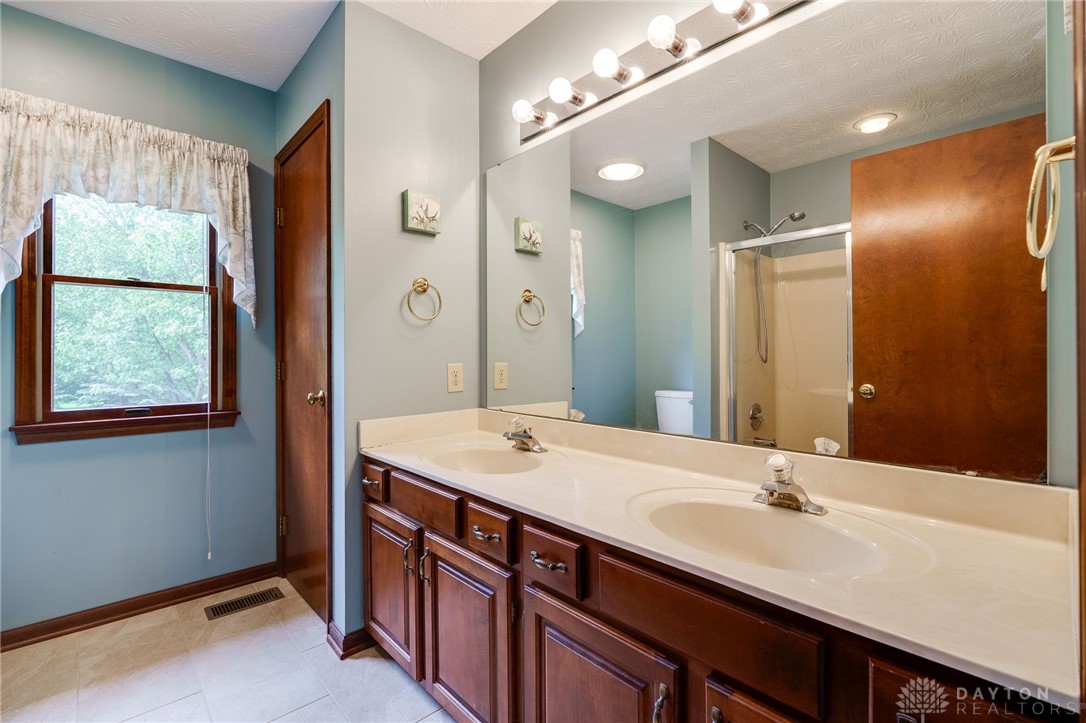 1404 Saint Andrews Court