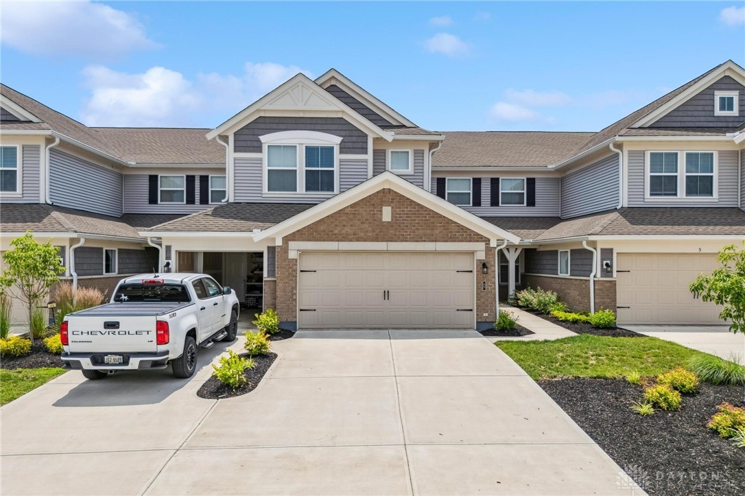 21 Pebble Brook Place