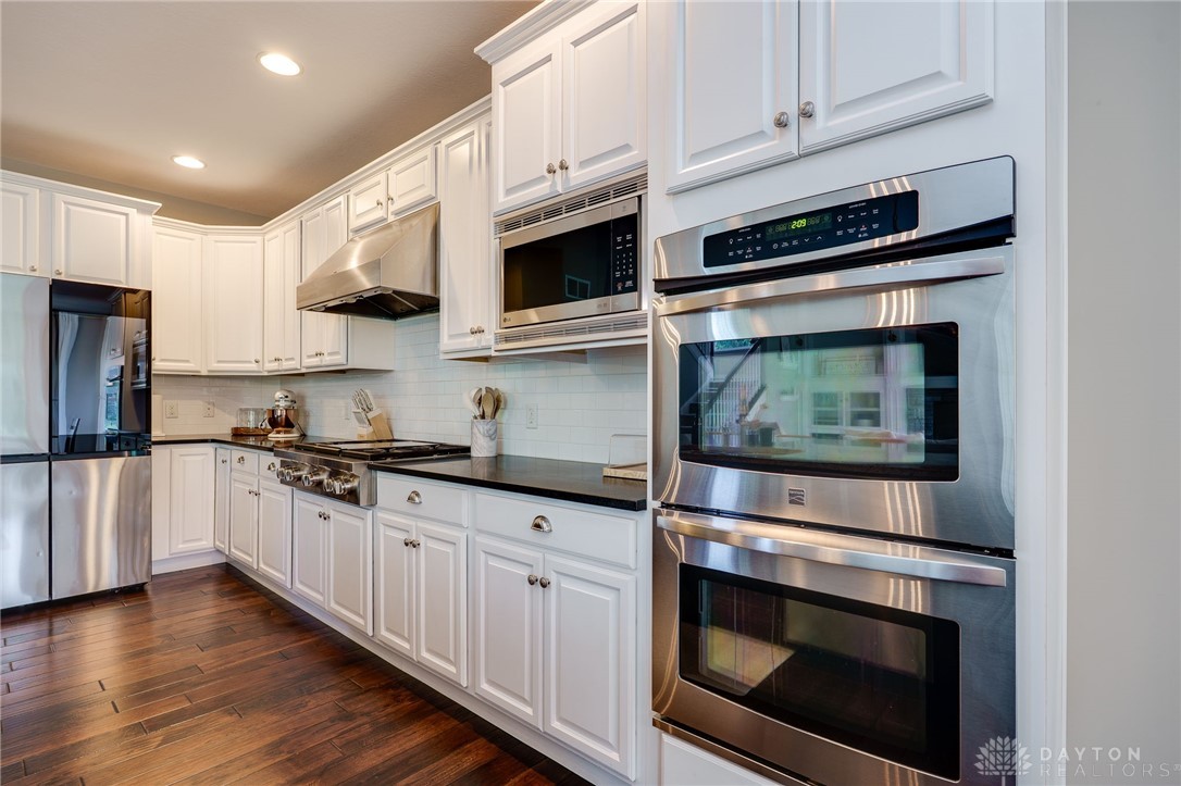 7949 Bending Willow Court