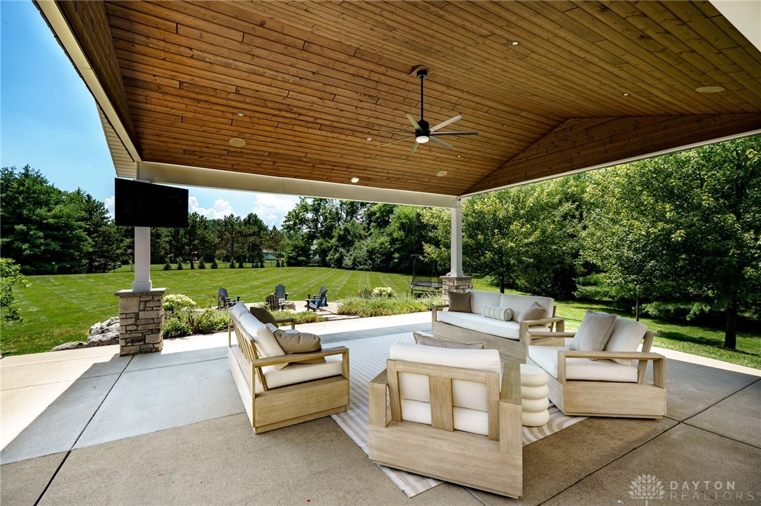 7949 Bending Willow Court