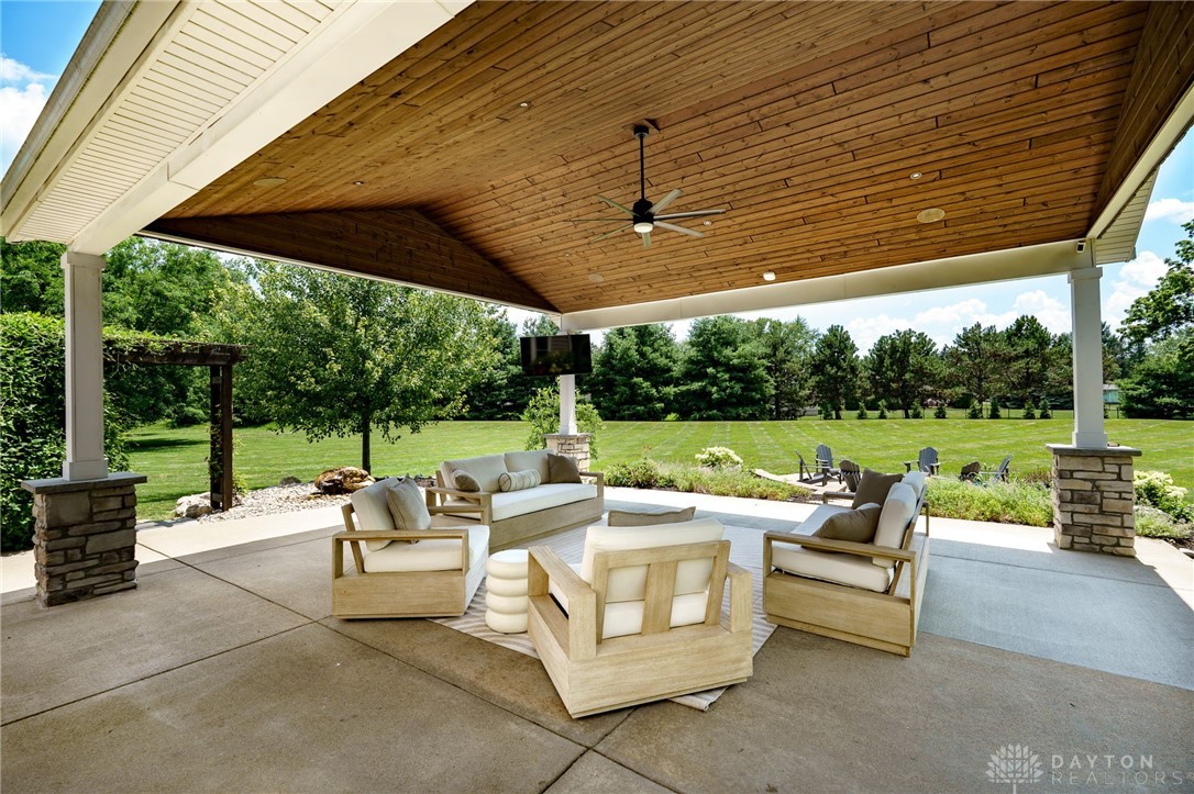 7949 Bending Willow Court