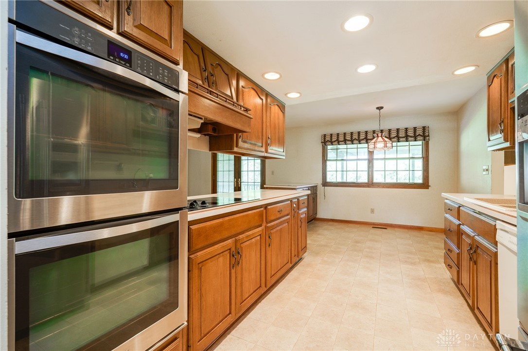 4717 Briar Knoll Drive