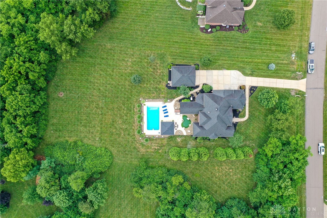 8533 Silver Oak Court