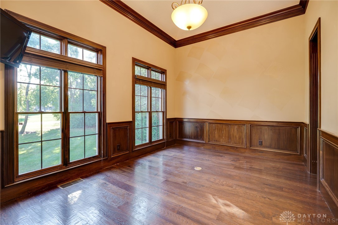 8533 Silver Oak Court