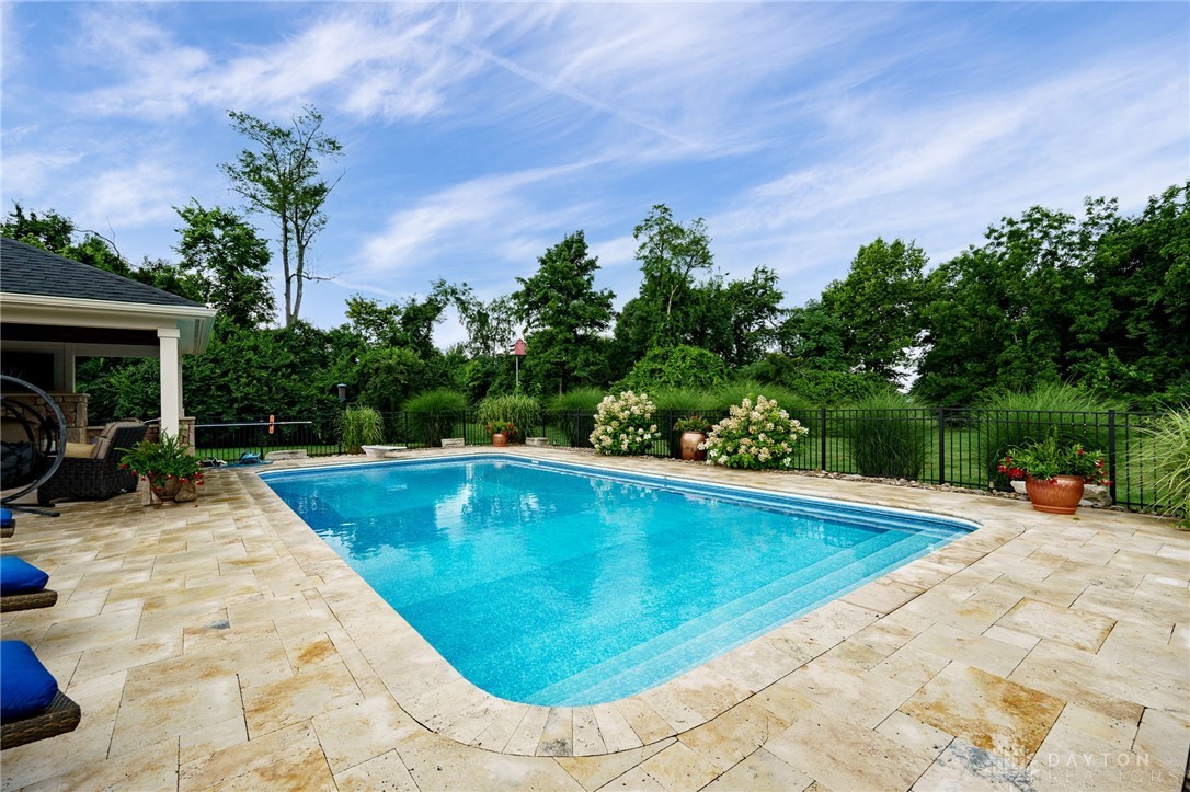 8533 Silver Oak Court