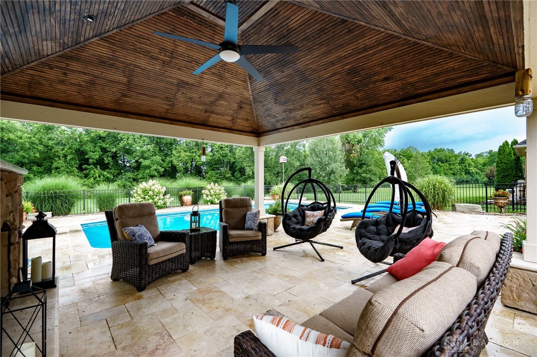 8533 Silver Oak Court