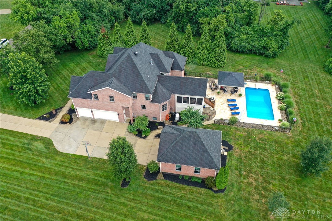 8533 Silver Oak Court