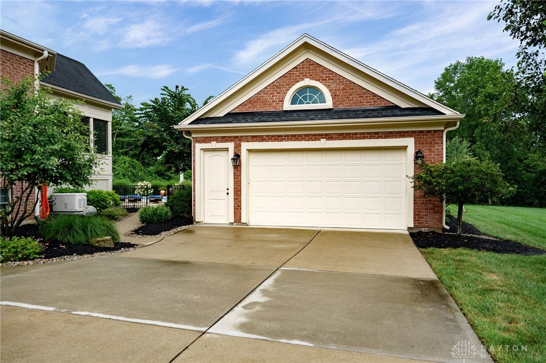 8533 Silver Oak Court