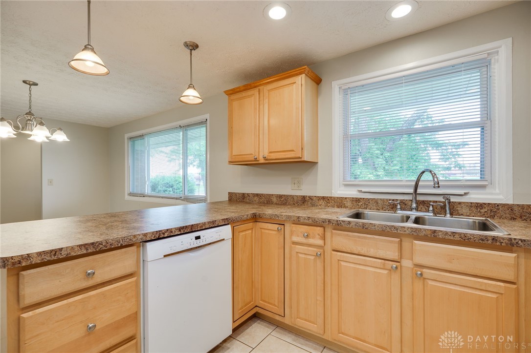 160 E Alex Bell Road