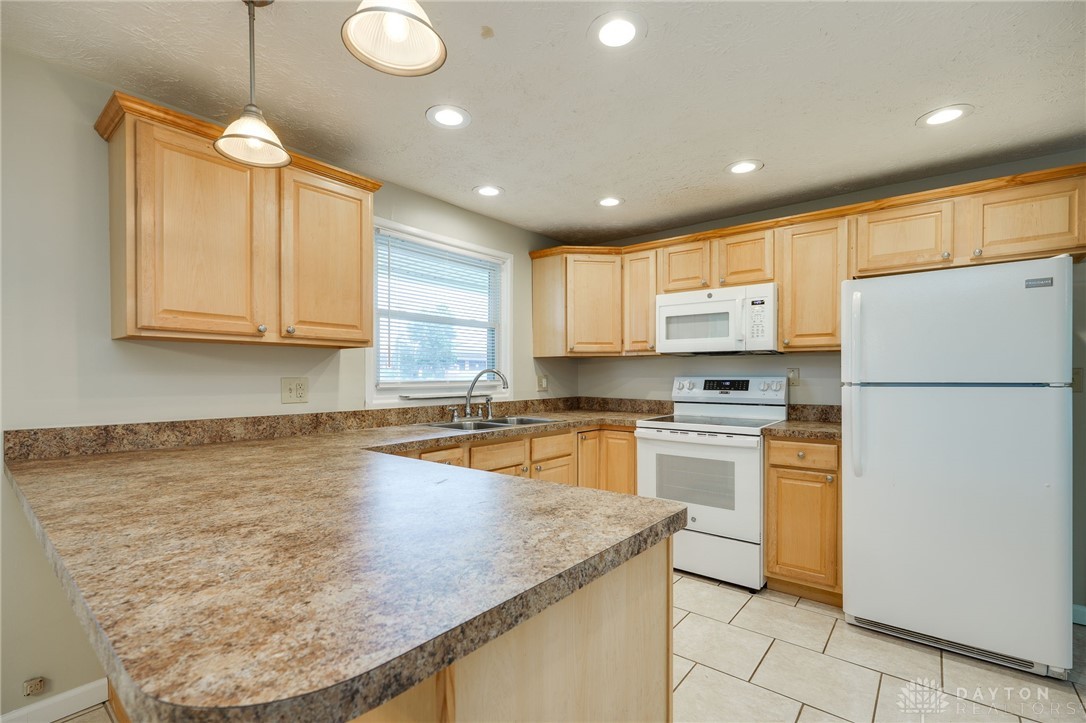 160 E Alex Bell Road