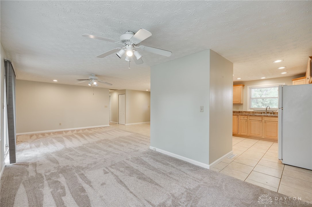 160 E Alex Bell Road