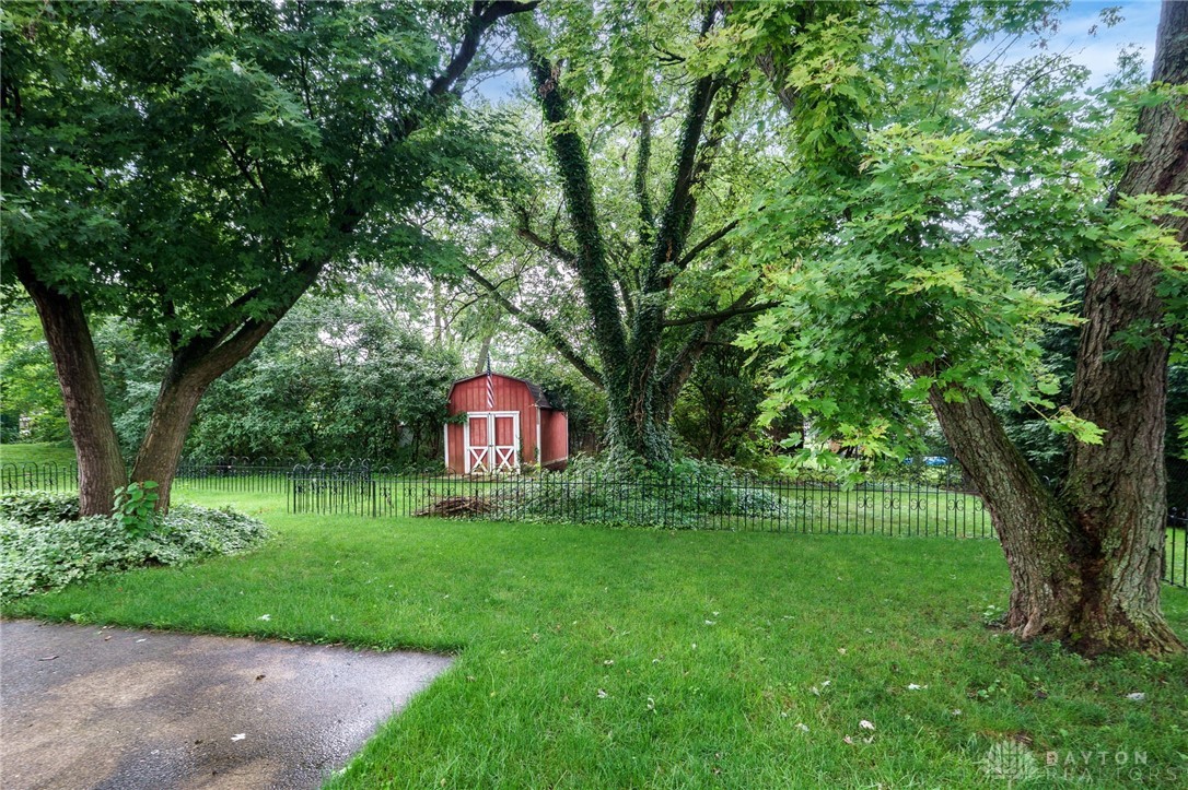 160 E Alex Bell Road