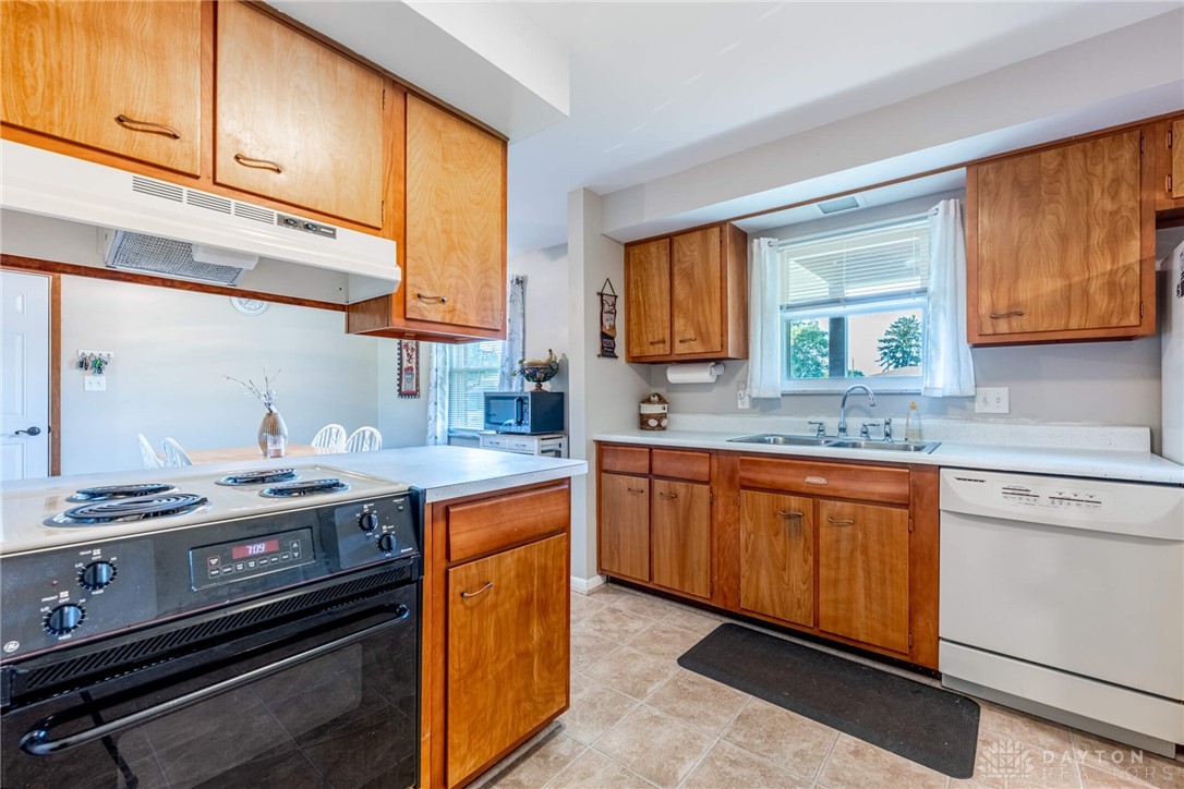 4185 Rose Marie Road