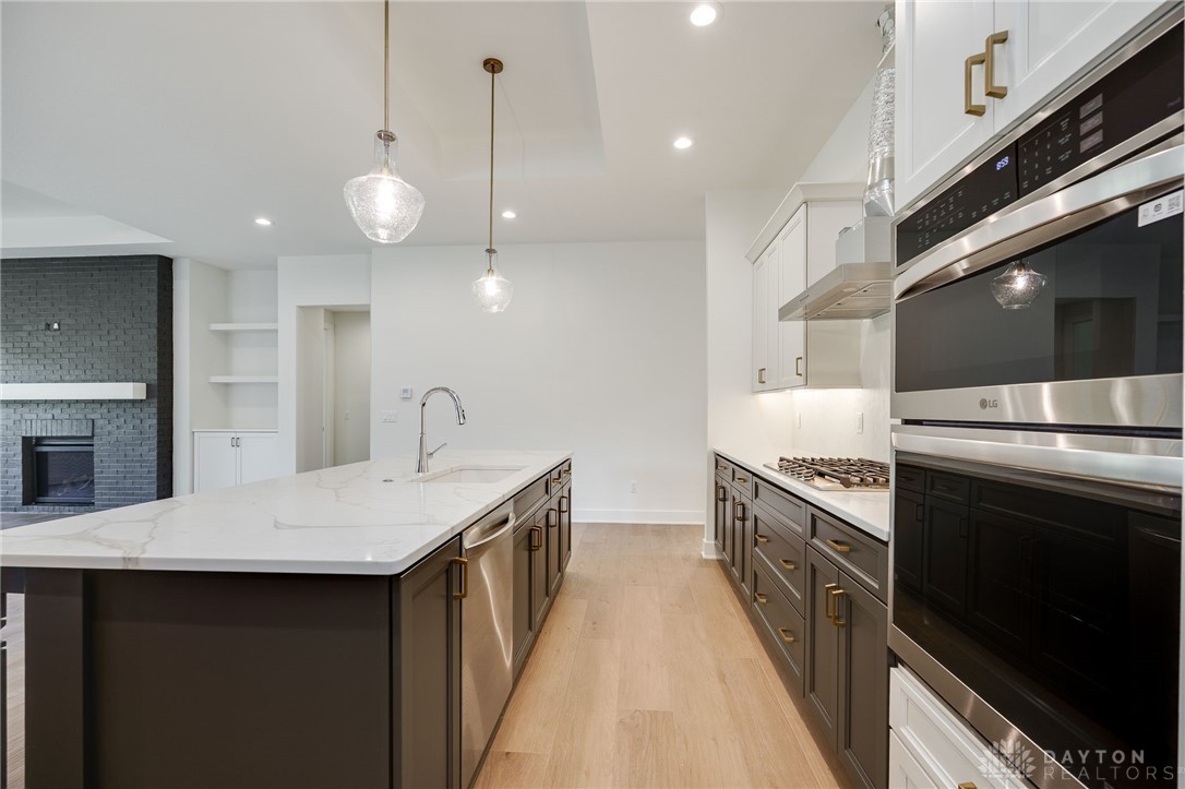 860 Hidden Branches Drive