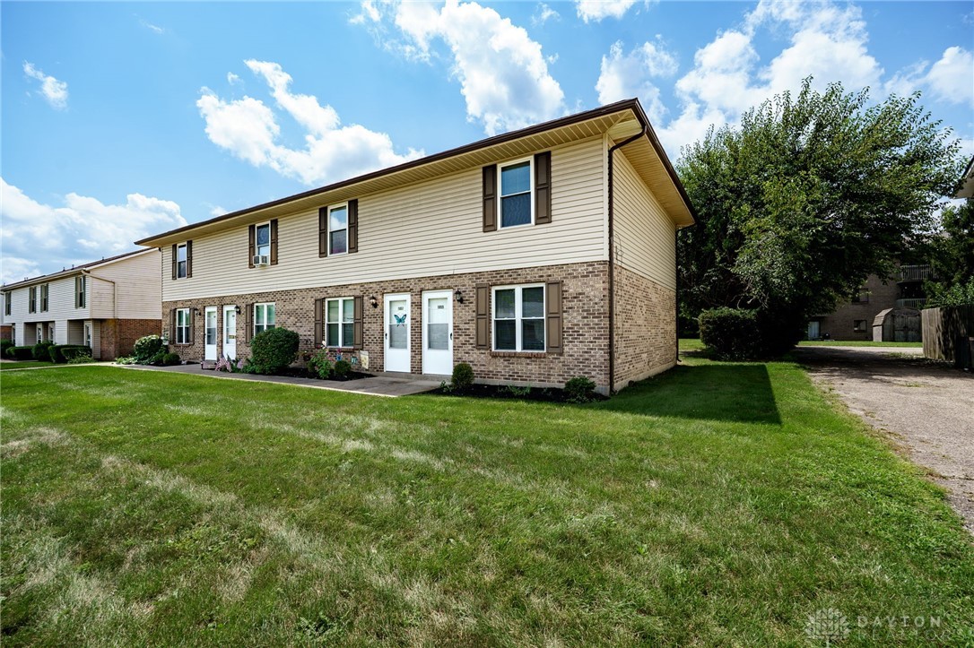 1855-1861 N Lakeman Drive