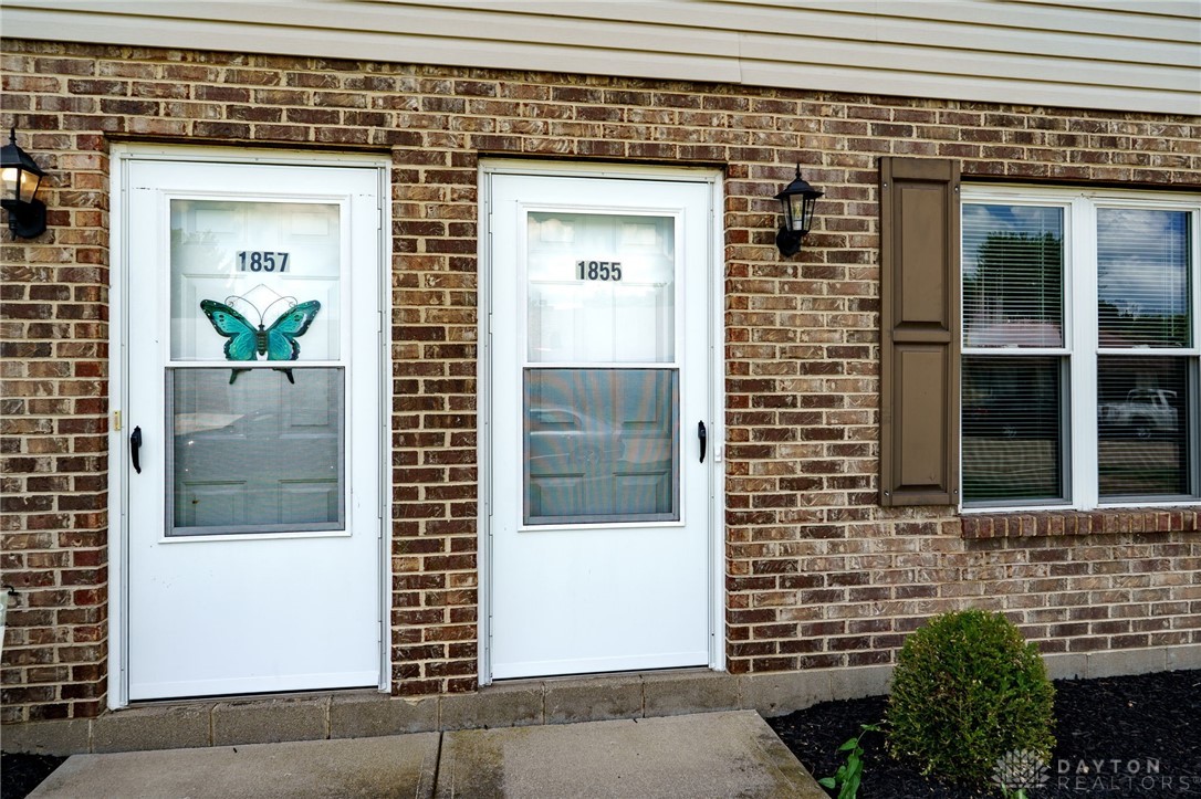 1855-1861 N Lakeman Drive