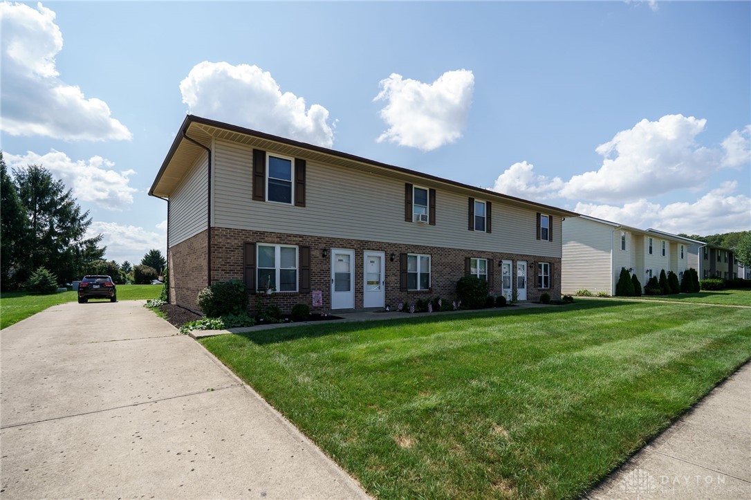 1855-1861 N Lakeman Drive