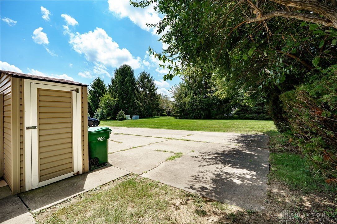 1855-1861 N Lakeman Drive