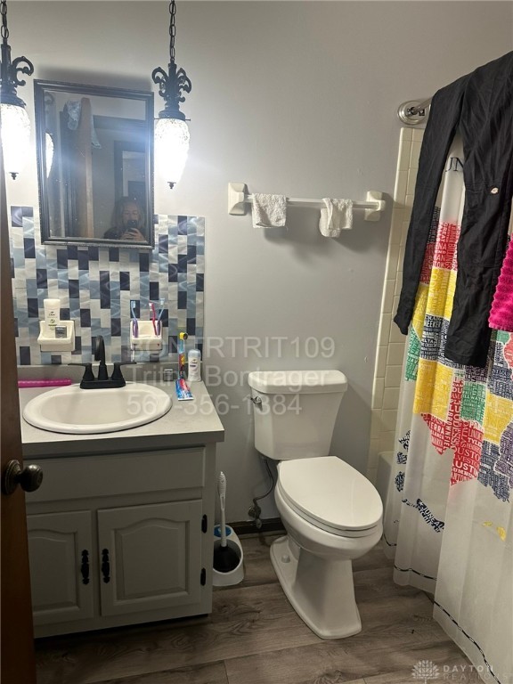 8760 Shadycreek Drive 8758