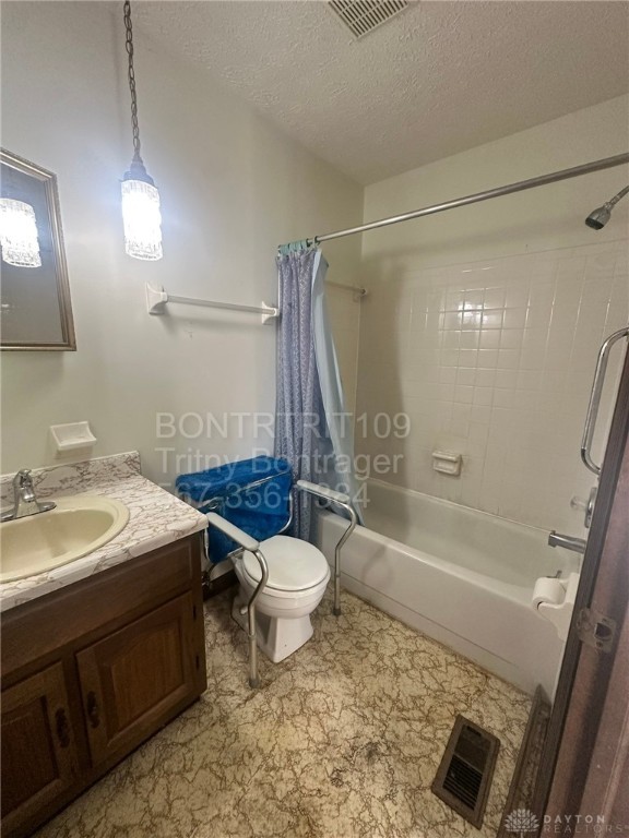 8760 Shadycreek Drive 8758