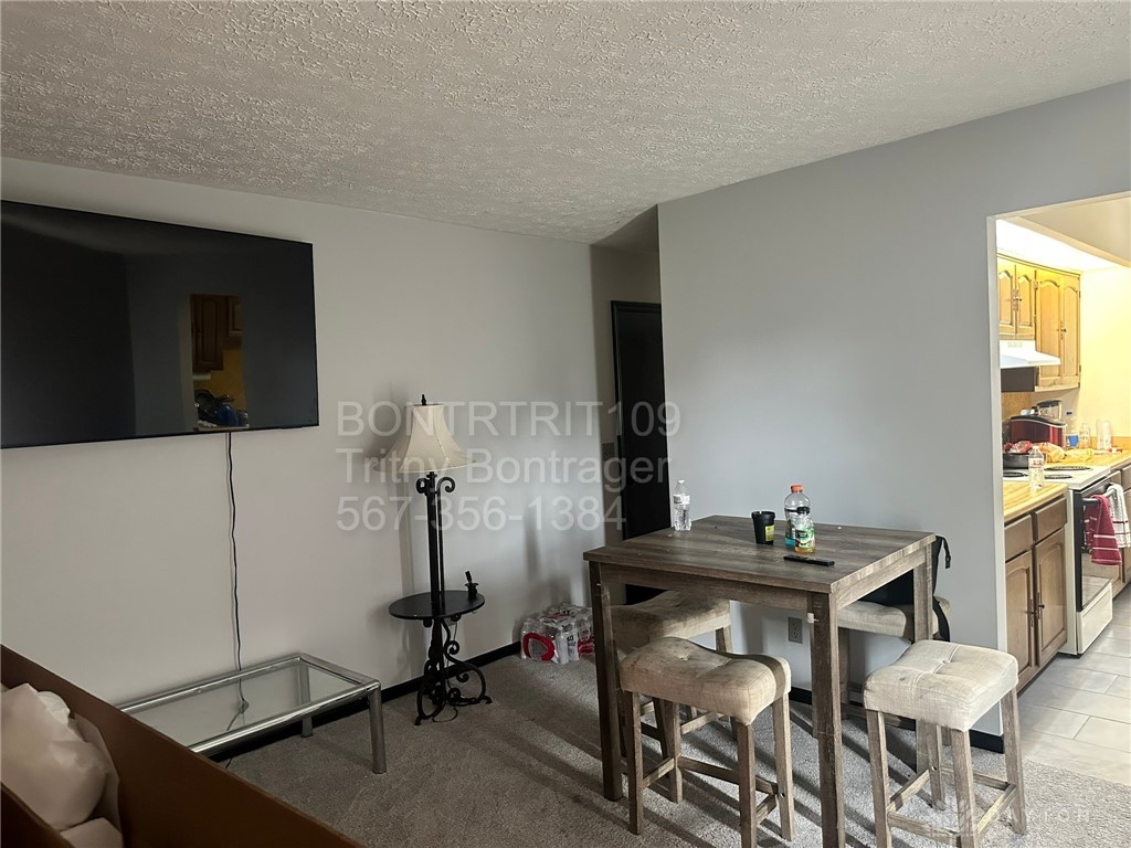 8760 Shadycreek Drive 8758