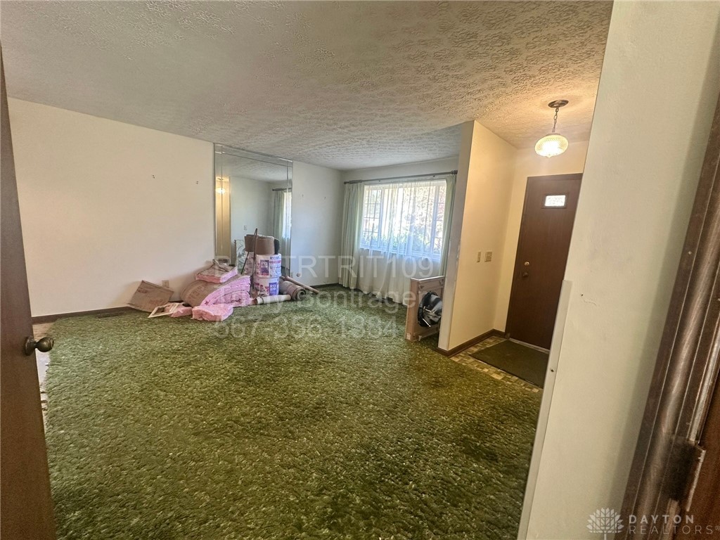 8760 Shadycreek Drive 8758