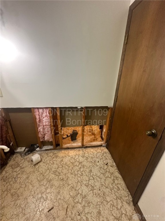 8760 Shadycreek Drive 8758