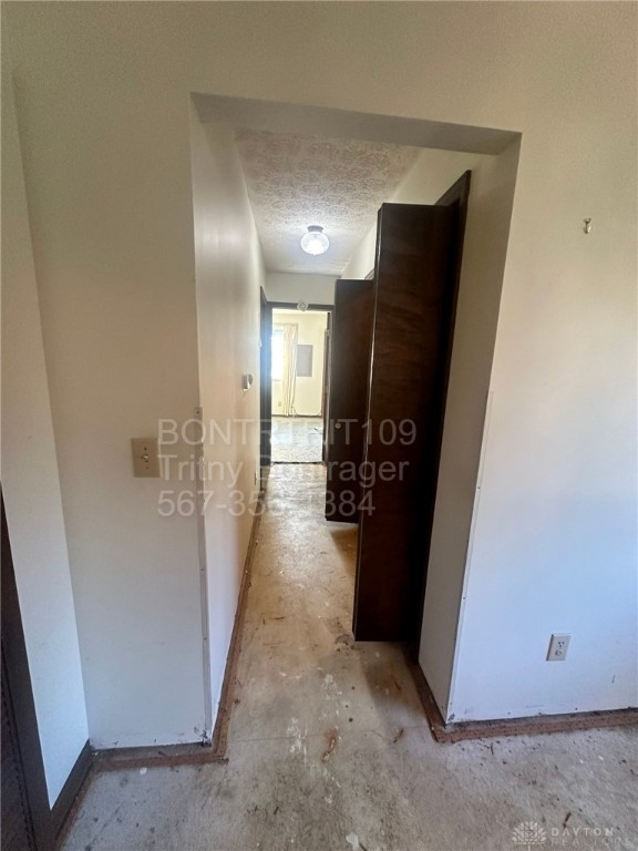 8760 Shadycreek Drive 8758