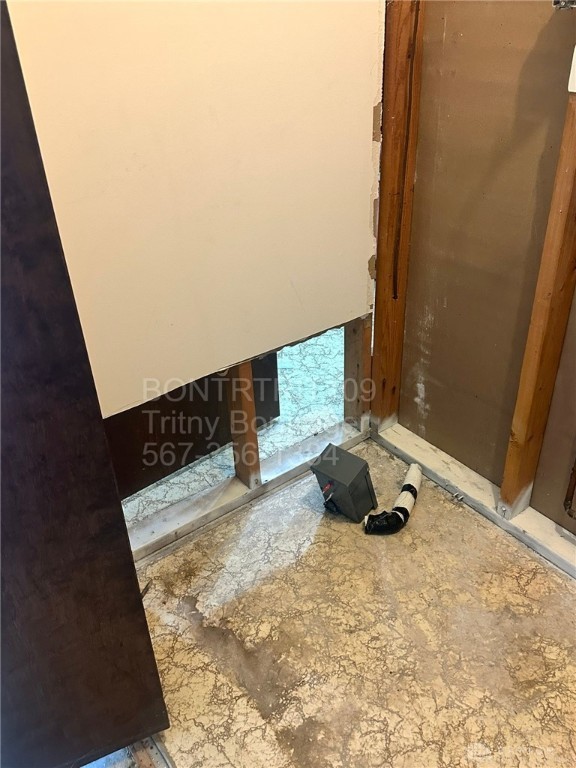 8760 Shadycreek Drive 8758