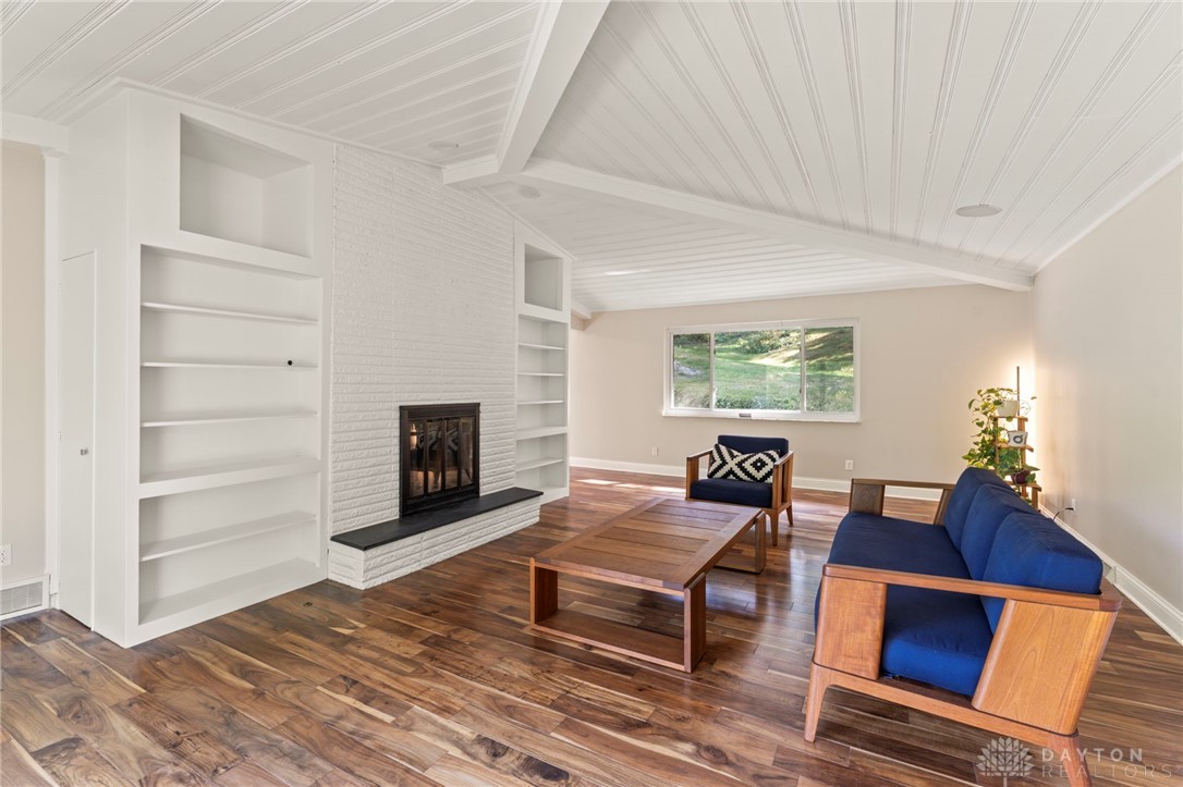 5451 Folkestone Drive