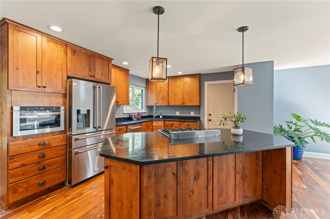 5451 Folkestone Drive