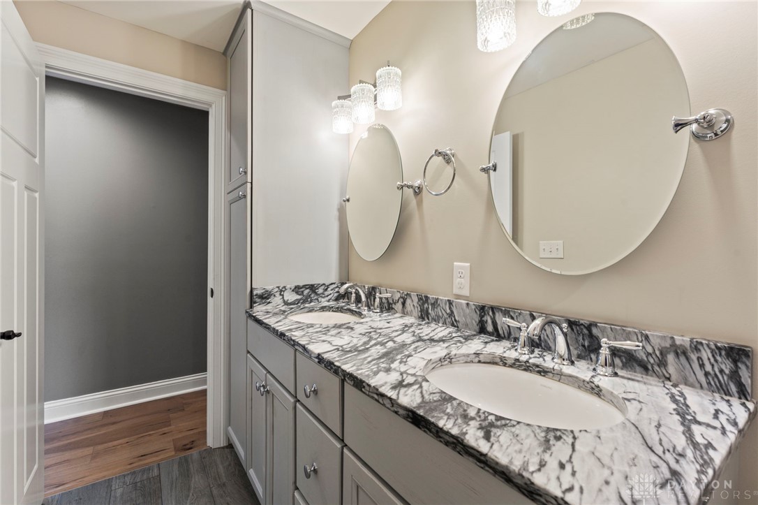 5451 Folkestone Drive