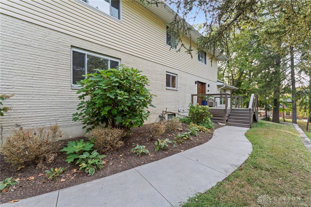 5451 Folkestone Drive