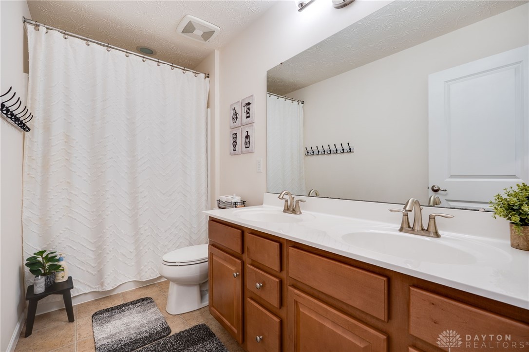 9313 Maple Brook Street