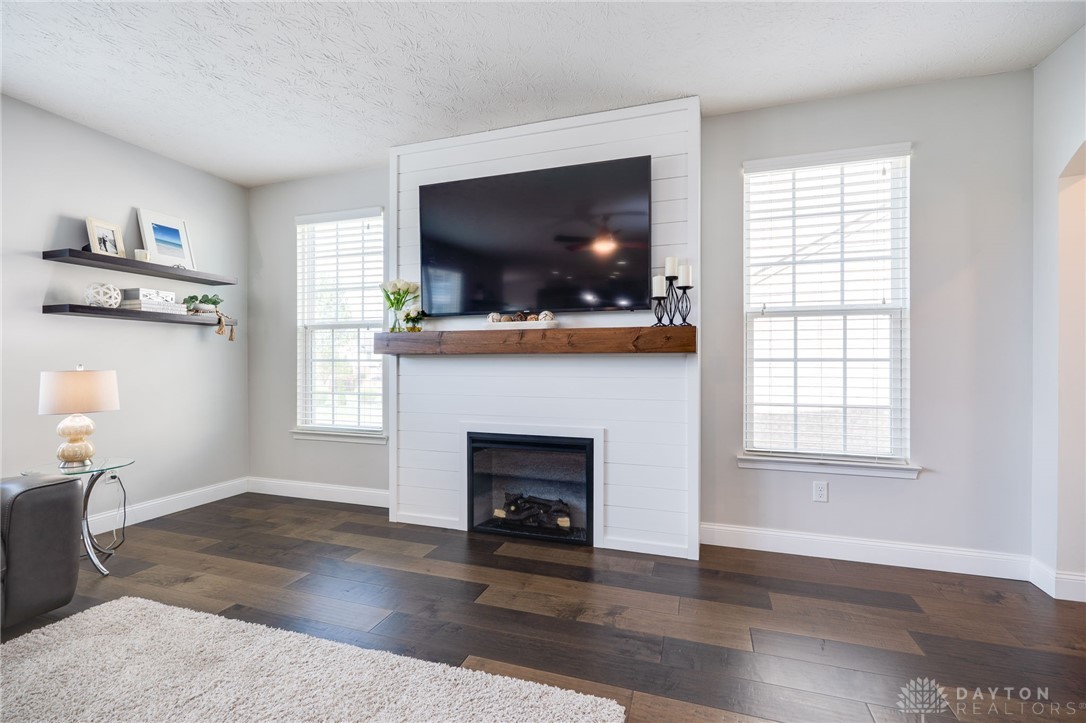 9313 Maple Brook Street