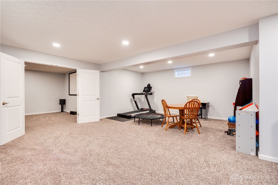 9313 Maple Brook Street