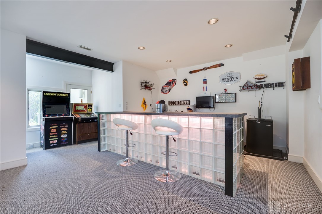 7077 Meeker Commons Lane