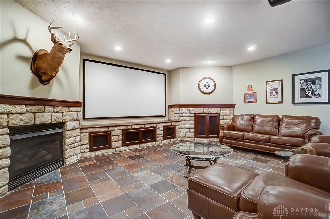 7660 Horizon Hill Drive