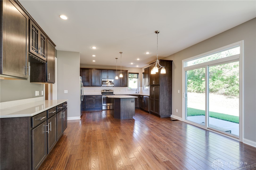 412 Belleclaire Hill