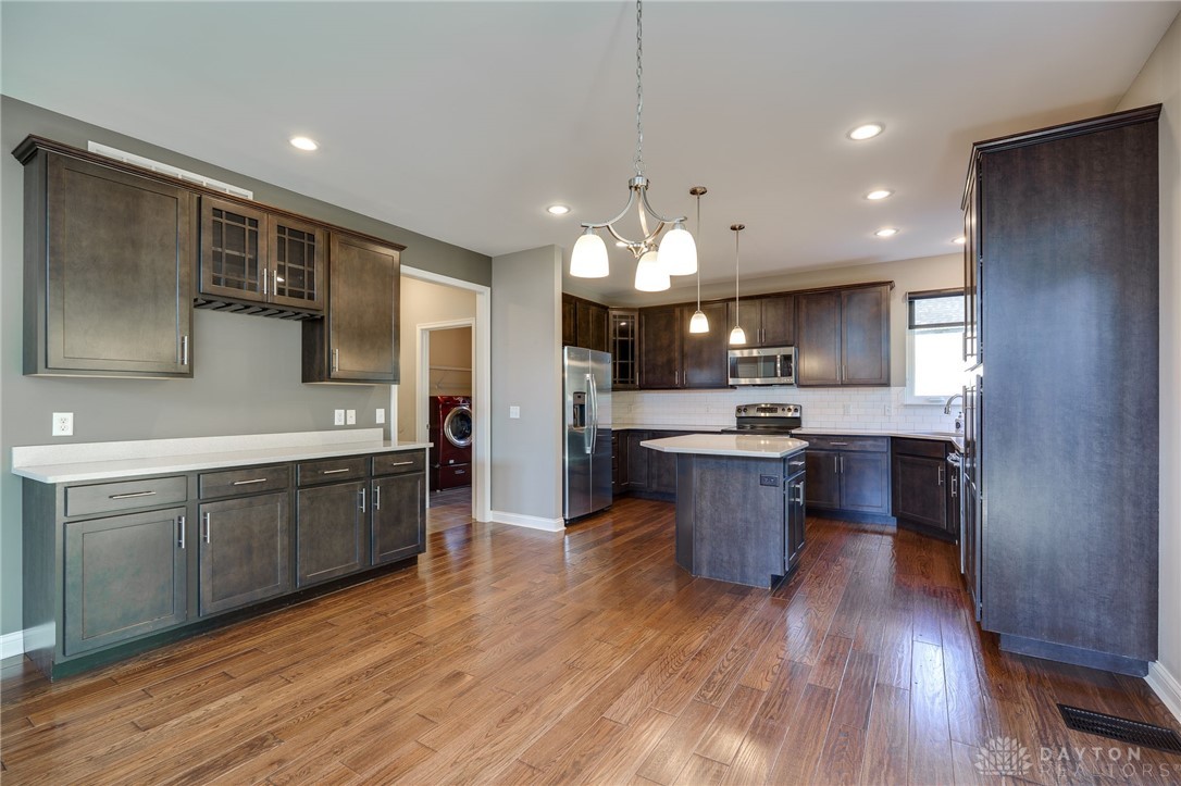 412 Belleclaire Hill