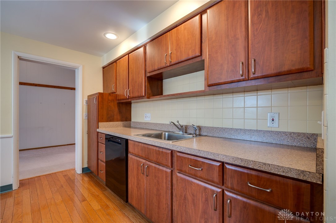 7113 Greenfringe Lane